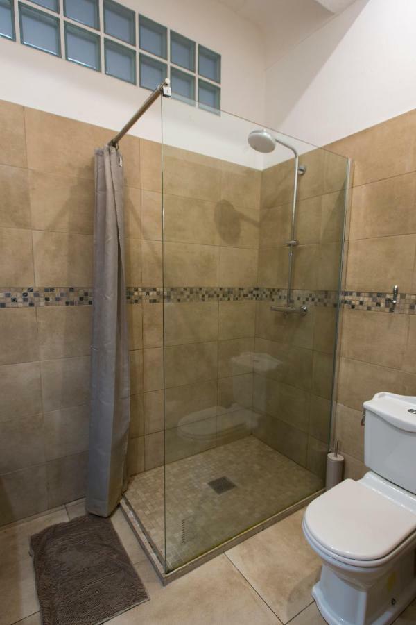 Hostel Backpackers Antibes Exteriér fotografie
